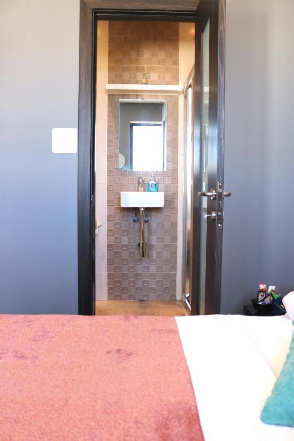 Velleran Accomodation Tarxien Exteriér fotografie